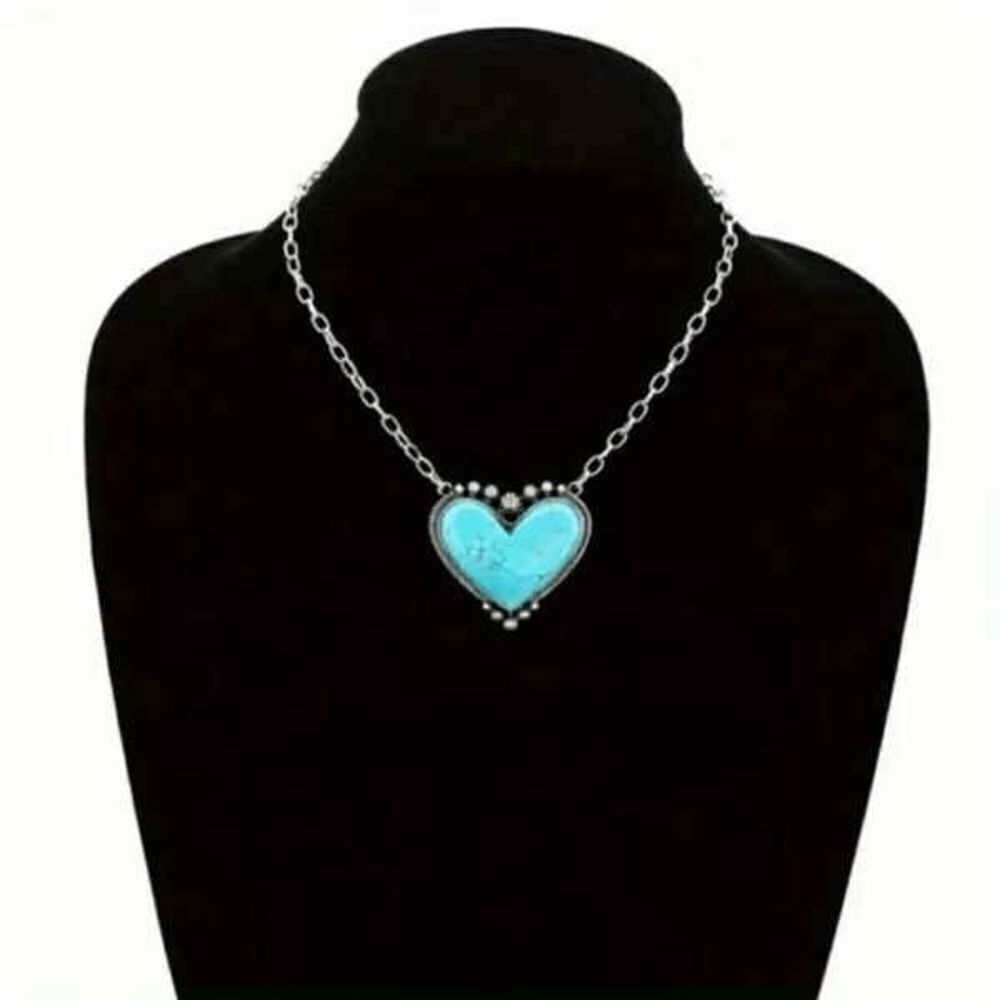 Western Boho Turquoise Heart Pendant Necklace